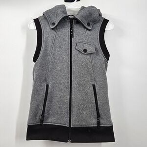 Burton Womens Vest Size Smal with Hood. Grey Outer Black Purple Lining‎